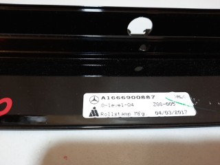 Накладка рамки двери задняя правая, ориг. номер A1666900887, Mercedes GL-klasse X166 GL GLS 2012-2016