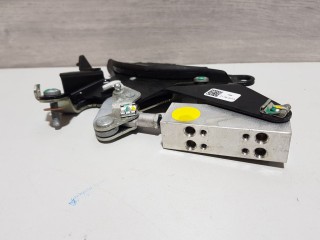 Фиксатор складной крыши левый, ориг. номер A1727900100, Mercedes SLK-klasse R172 2011-2016