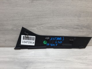 Накладка рамки двери задняя правая, ориг. номер 13310973, Opel Astra J 2012-2018