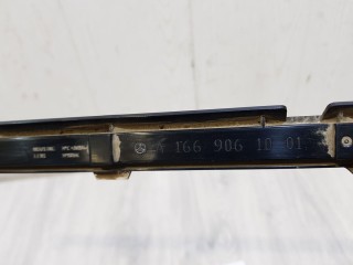 Подсветка подножки передняя правая, ориг. номер A1669061001, Mercedes GL-klasse X166 GL GLS 2012-2016