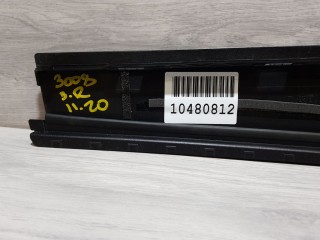 Накладка рамки двери задняя правая, ориг. номер 866697, Peugeot 3008 2009-2013