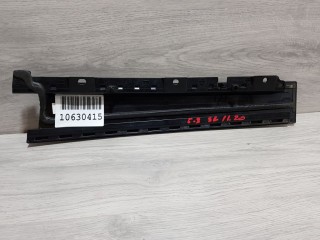 Накладка рамки двери задняя левая, ориг. номер 1698573, Ford Focus 3 2011-2015