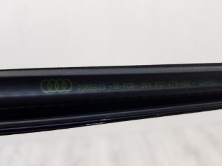 Накладка стекла передней правой двери, ориг. номер 8V4837480, Audi A3 8V 2012-2016