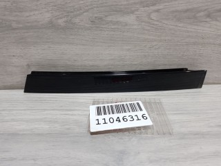 Накладка рамки двери задняя левая, ориг. номер 51357416539, BMW X4 G02 2018-2021