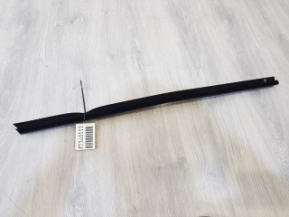 Накладка стекла передней правой двери, ориг. номер 30779677, Volvo V70 2007-2013