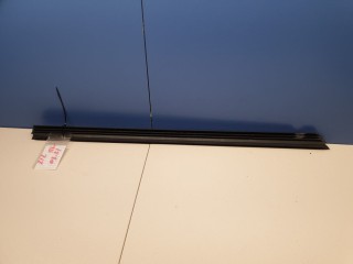 Накладка стекла передней левой двери, ориг. номер A2127250965, Mercedes E-klasse W212 2009-2013