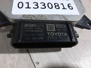 Блок управления светом левой фары, ориг. номер 8105633E10, Toyota Camry V70