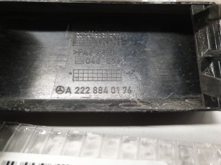 Накладка крепления камеры, ориг. номер A22288401769040, Mercedes S-klasse W222 2013-2017