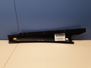 Накладка рамки двери задняя правая, ориг. номер 8K0839902Q5FQ, Audi A4 B8 2007-2012