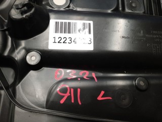 Кронштейн стеклоподъемника передней левой двери, ориг. номер 99153722101, Porsche 911 991 2011-2015
