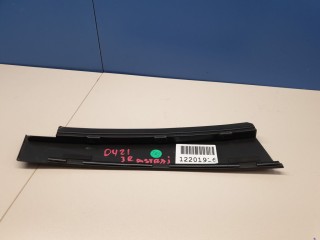 Накладка рамки двери задняя правая, ориг. номер 13303933, Opel Astra J 2012-2018