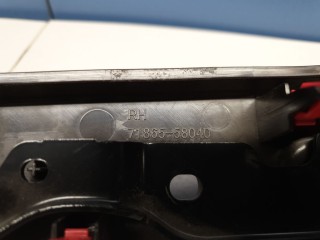 Накладка блока управления сидения, ориг. номер 7186558040, Toyota Alphard 3 2015-2018