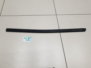 Накладка стекла передней правой двери, ориг. номер 30762371, Volvo XC60 2008-2013