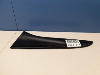 Накладка спойлера двери багажника, ориг. номер A2137900388, Mercedes E-klasse W213 2016-2021