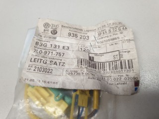 Жгут проводов переднего ремня безопасности, ориг. номер 7L0971757, Volkswagen Touareg 2002-2007