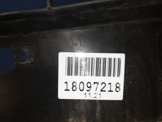 Решётка в бампер центральная, ориг. номер 5311202B50, Toyota Corolla E21