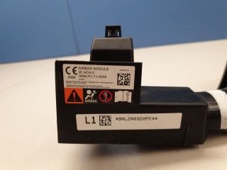 Кронштейн подушки безопасности боковой левой, ориг. номер 6218042070, Toyota RAV 4 2010-2016