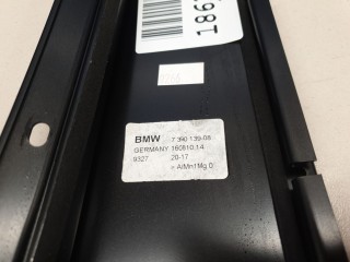 Накладка рамки двери задняя левая, ориг. номер 51357390139, BMW 5 G30 F90 2016-2020