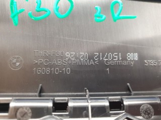 Накладка рамки двери задняя правая, ориг. номер 51357258308, BMW 3 F30 2011-2016
