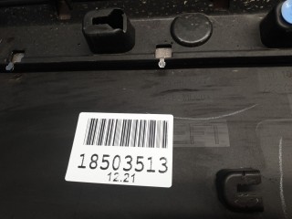 Молдинг двери левый передний, ориг. номер 98114042VV, Peugeot 3008 P84