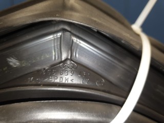 Направляющая стекла задней левой двери, ориг. номер 4G5839431, Audi A6 S6 C7