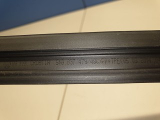 Накладка стекла передней правой двери, ориг. номер 5N0837480, Volkswagen Tiguan 2011-2019
