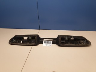 Кронштейн ручки двери багажника, ориг. номер 23339223, Chevrolet Tahoe 4 2014-2021