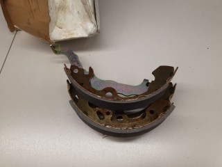 Комплект тормозных колодок, ориг. номер 1075549, Ford Focus 1 2001-2005