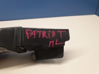 Кронштейн замка двери передний левый, ориг. номер 05116429AD, Jeep Patriot MK74 2010-2016