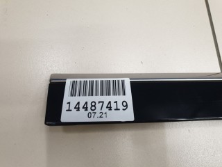 Молдинг двери правый передний, ориг. номер A16469052629040, Mercedes M-klasse W164 ML