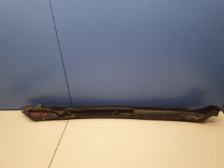 Накладка петли двери багажника левая, ориг. номер 9555517110101C, Porsche Cayenne 955 957 2002-2007