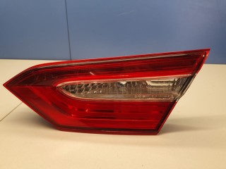 Фонарь в крышку правый, ориг. номер 8158033340, Toyota Camry V70