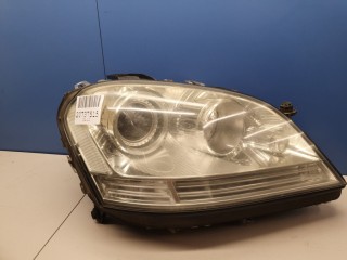 Фара правая, ориг. номер A1648205461, Mercedes M-klasse W164 ML