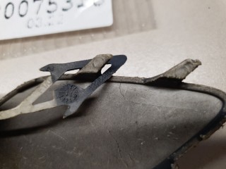 Заглушка переднего бампера буксировочного крюка, ориг. номер 13264405, Opel Astra J 2012-2018