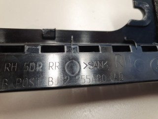 Накладка рамки двери задняя правая, ориг. номер LR050771, Land Rover Range Rover Evoque 2011-2015