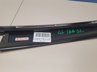 Накладка рамки двери задняя левая, ориг. номер A1666900587, Mercedes GL-klasse X166 GL GLS 2012-2016