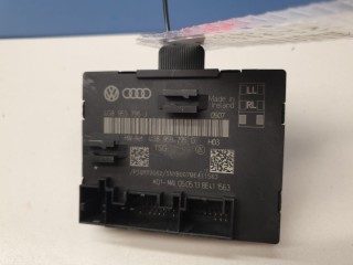 Блок комфорта задней правой двери, ориг. номер 4G8959795J, Audi A6 S6 C7