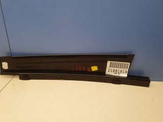 Накладка рамки двери задняя левая, ориг. номер A2536900387, Mercedes GLC-klasse X253 2015-2019