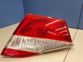 Фонарь в крышку правый, ориг. номер 8158106500, Toyota Camry XV50 2011-2014