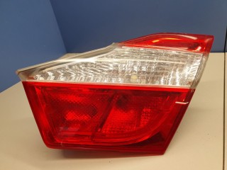 Фонарь в крышку правый, ориг. номер 8158106500, Toyota Camry XV50 2011-2014