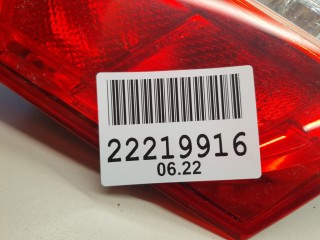 Фонарь в крышку правый, ориг. номер 8158106500, Toyota Camry XV50 2011-2014