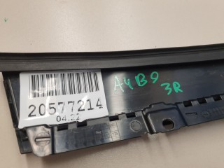Накладка рамки двери задняя правая, ориг. номер 8W0839902A5FQ, Audi A4 B9 2015-2020
