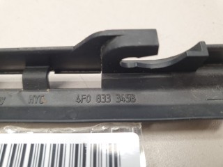 Кронштейн уплотнителя двери задней левой, ориг. номер 4F0833345B, Audi A6 C6 2004-2008