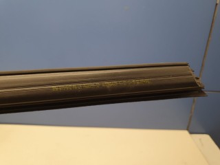 Накладка стекла передней левой двери, ориг. номер 51337336011, BMW 7 G11 G12 2015-2019