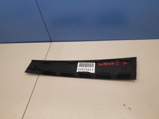 Накладка рамки двери задняя левая, ориг. номер 3T5839901A, Skoda Superb 3T 2008-2013