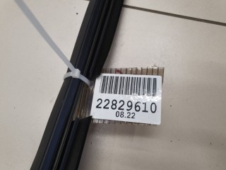 Накладка стекла передней левой двери, ориг. номер 51337336959, BMW 5 G30 F90 2016-2020