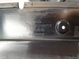 Кронштейн спойлера двери багажника, ориг. номер 51624828096, BMW i3 I01 2017-2023