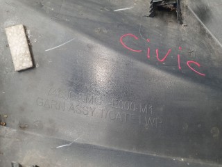 Накладка двери багажника, ориг. номер 74890SMGE00ZA, Honda Civic 5D