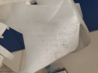Кронштейн замка двери задний правой, ориг. номер 3C4839768C, Volkswagen Passat B7 2011-2015