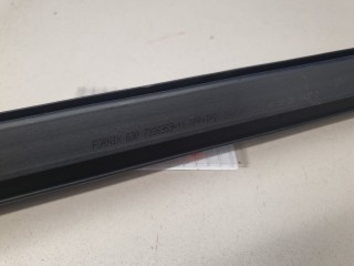 Накладка стекла передней левой двери, ориг. номер 51337336959, BMW 5 G30 F90 2016-2020